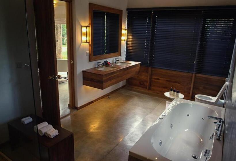 ジュニアスイート, Kings Pavilion Luxury