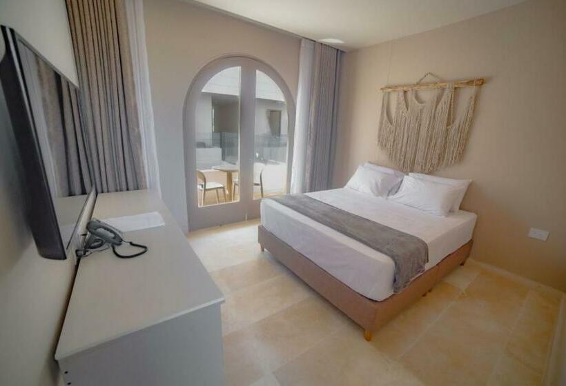 Номер Стандарт, Loa