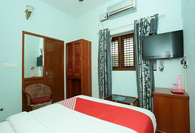 חדר סטנדרט, Oyo Rooms Petttah Railway Station