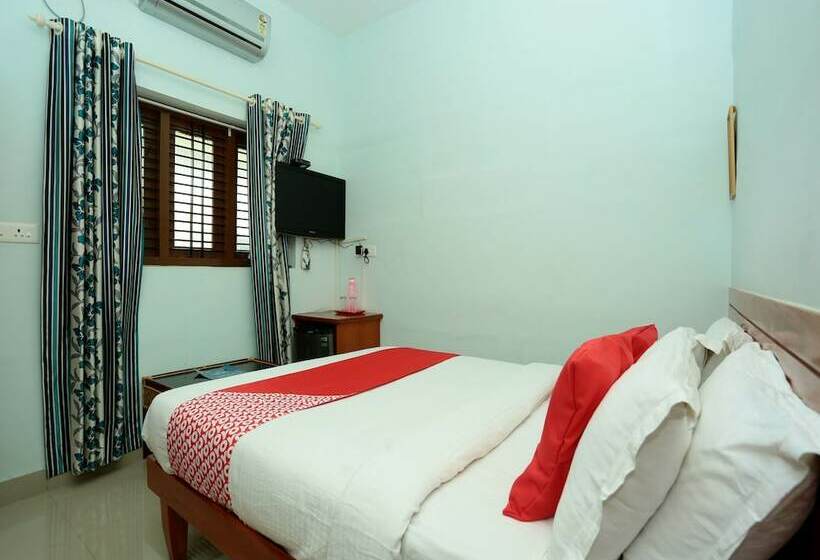 חדר סטנדרט, Oyo Rooms Petttah Railway Station