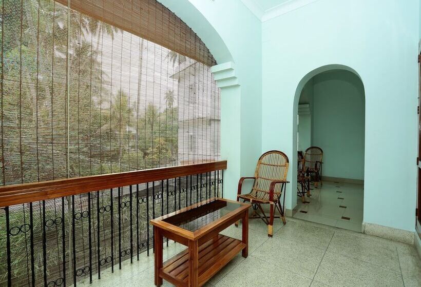 חדר סטנדרט, Oyo Rooms Petttah Railway Station