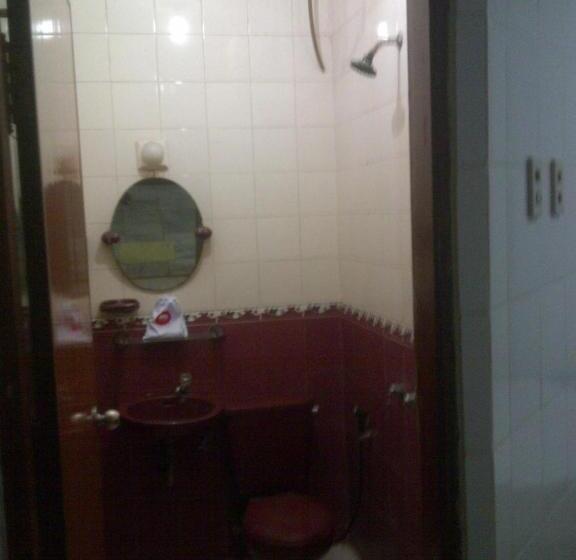 Ekonomik Oda, Pinangsia