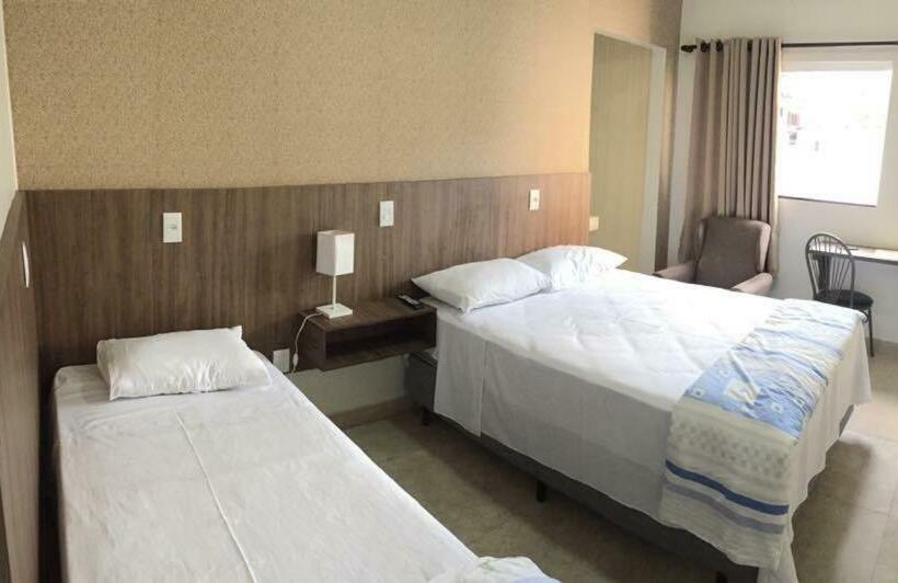 חדר דלוקס, Redentora Plaza