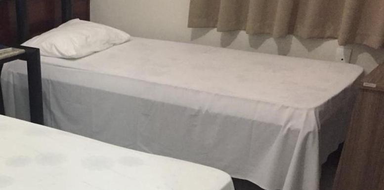 חדר דלוקס לשלושה, Redentora Plaza