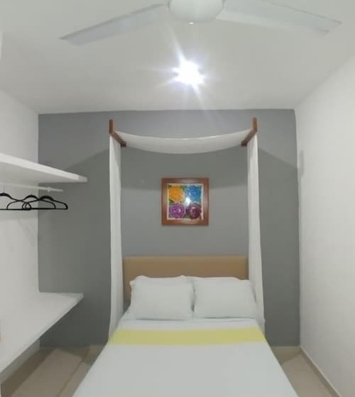 带2个双人床的标准工作室, San Vicente