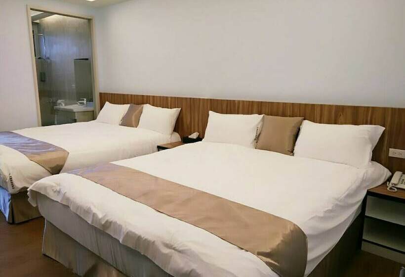 اتاق سوپریور چهار تخته, 花蓮星晟棧飯店starry Inn近太平洋新城車站