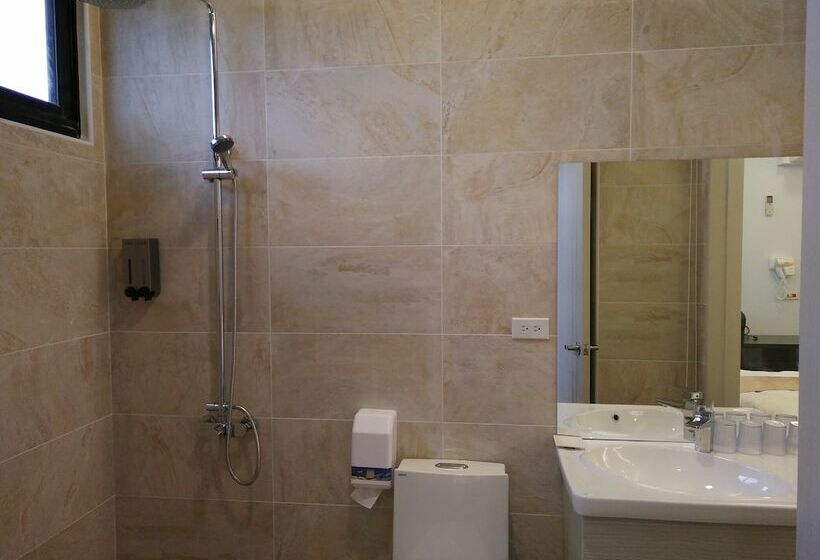 اتاق سوپریور چهار تخته, 花蓮星晟棧飯店starry Inn近太平洋新城車站