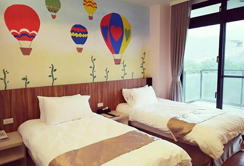 اتاق استاندارد با بالکن, 花蓮星晟棧飯店starry Inn近太平洋新城車站