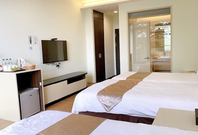 اتاق سوپریور سه تخته, 花蓮星晟棧飯店starry Inn近太平洋新城車站