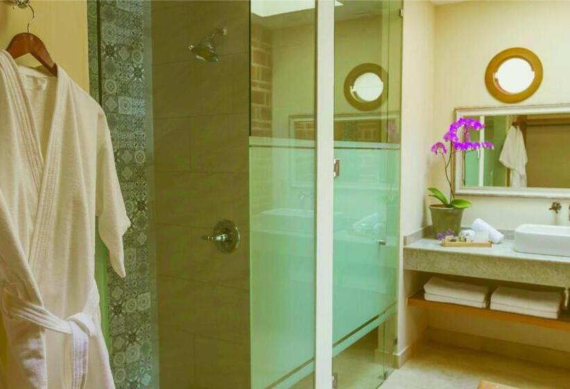 Suite with lake view, Lindo Ajijic Bed & Breakfast