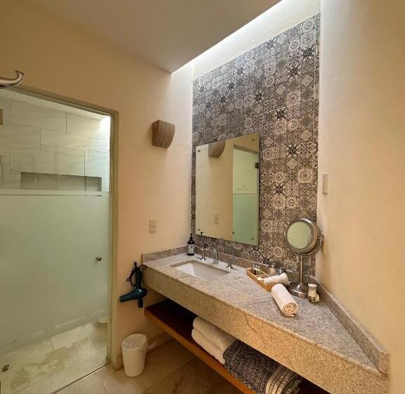 スイート, Lindo Ajijic Bed & Breakfast