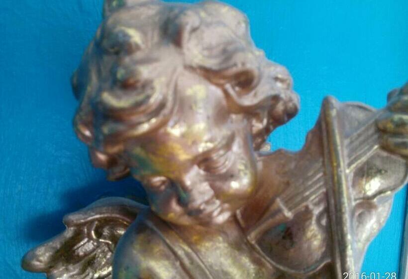 غرفة قياسية فردية, Max Hostel