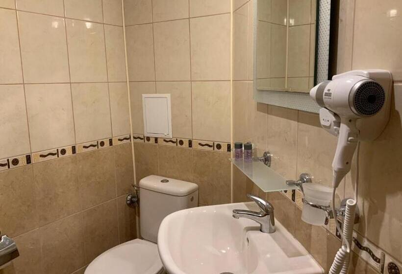 اتاق لوکس, Persani Hotel Free Parking