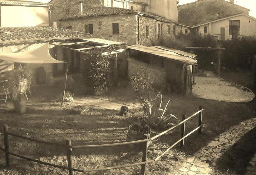 דירת שלושה חדרים, Antiche Dimore Vescovado