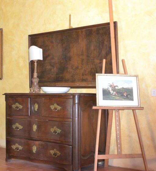 דירת שלושה חדרים, Antiche Dimore Vescovado