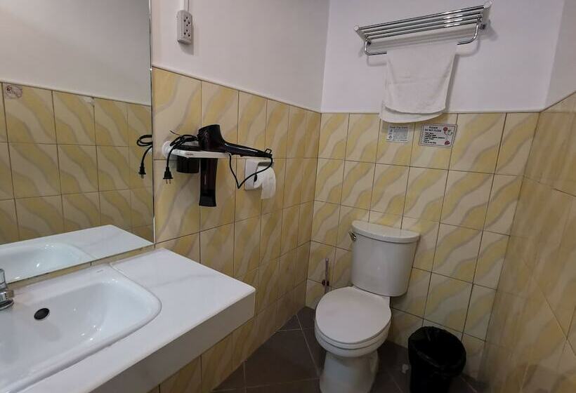 اتاق لوکس, Pescadores Suites Moalboal