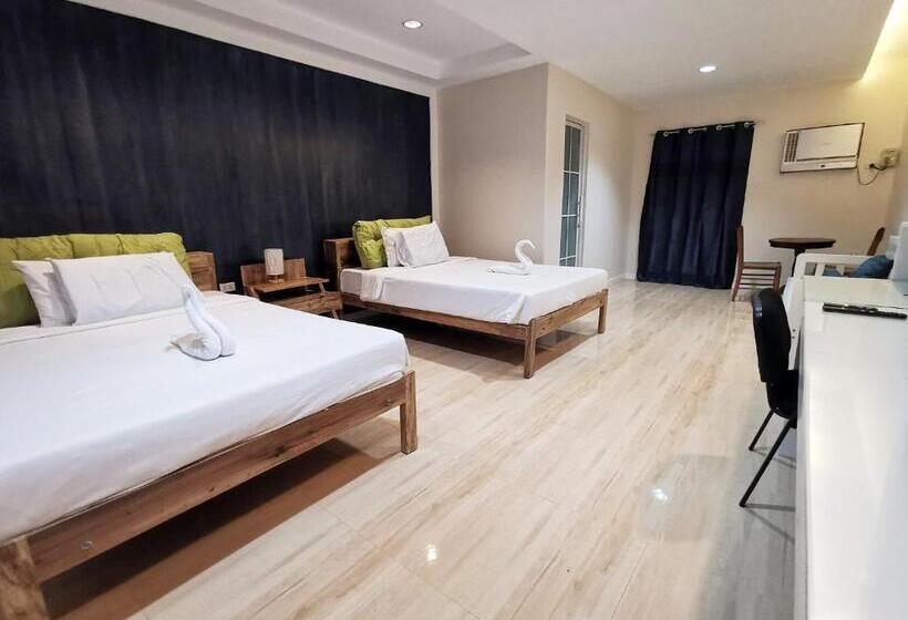 발코니 디럭스 룸, Pescadores Suites Moalboal