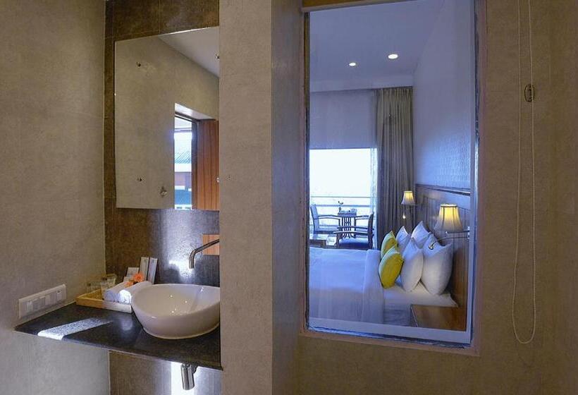 シングルデラックスルーム, Treehouse Chail Villas