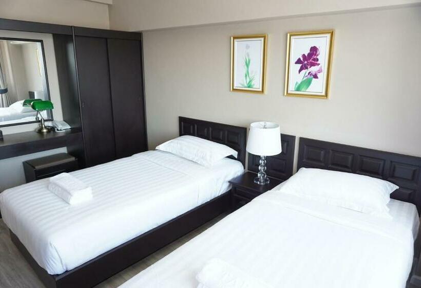 اتاق استاندارد با چشم‌انداز شهر, Taris Art Hotel Phrae