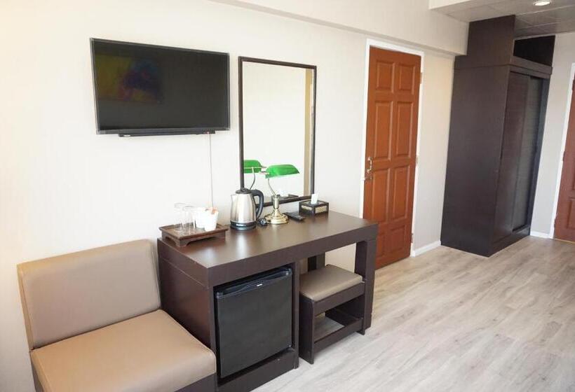 Номер Deluxe, Taris Art Hotel Phrae