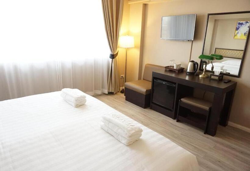 اتاق لوکس, Taris Art Hotel Phrae