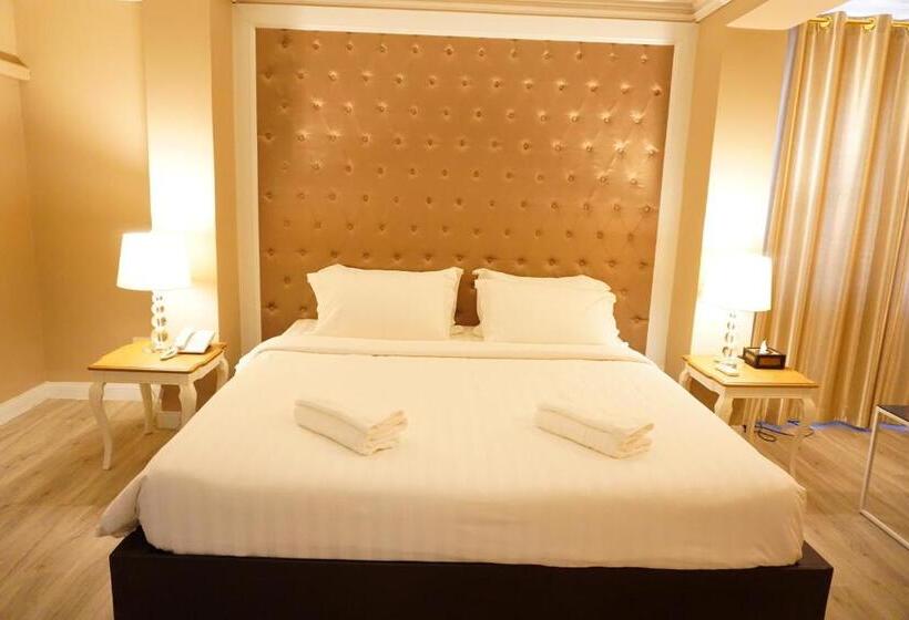 Номер Deluxe Вид на Город, Taris Art Hotel Phrae