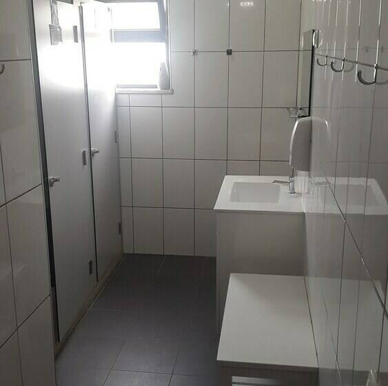 공동 객실, Almancil Hostel