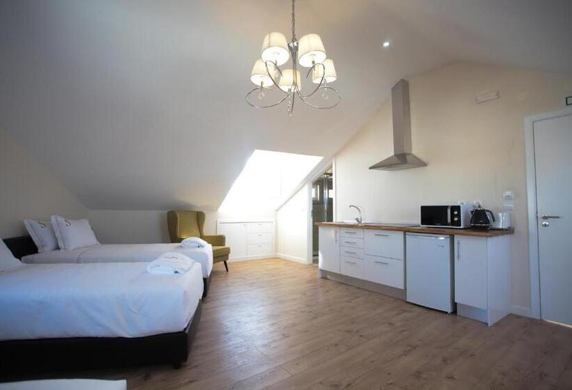 4인용 스탠다드 룸, Suites Guest House
