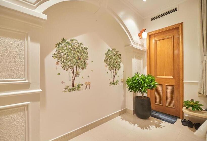 اتاق سوپریور با تخت بزرگ, Bin Bin 10   Mimosa Hotel Near Tan Son Nhat Airport