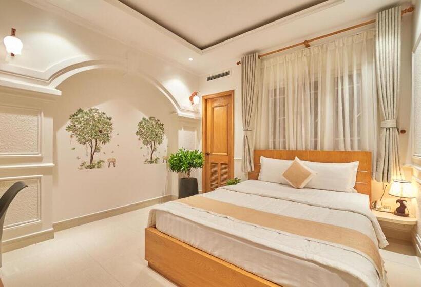 اتاق سوپریور با تخت بزرگ, Bin Bin 10   Mimosa Hotel Near Tan Son Nhat Airport
