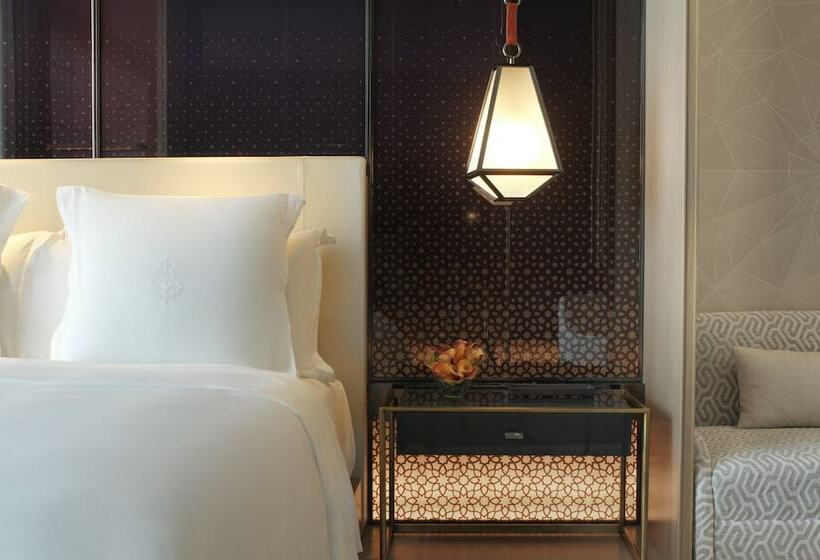 豪华房间, Four Seasons Hotel Kuwait At Burj Alshaya