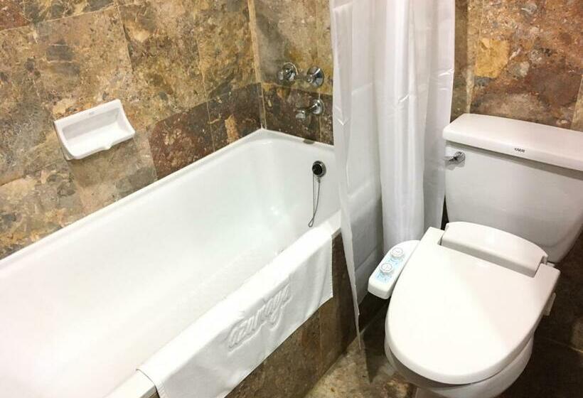 חדר דלוקס פנימי, Azumaya Hotel Phnom Penh