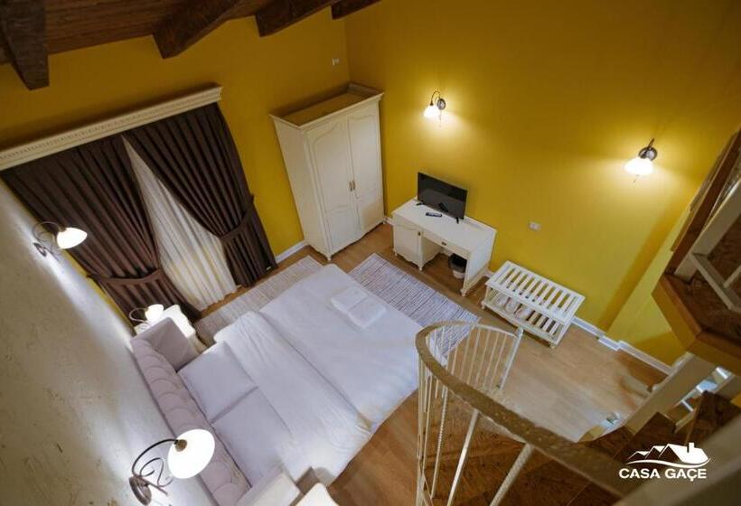غرفة ديلوكس, Casa Gaçe