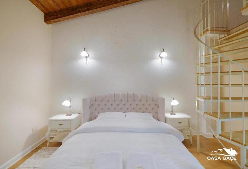 غرفة ديلوكس, Casa Gaçe