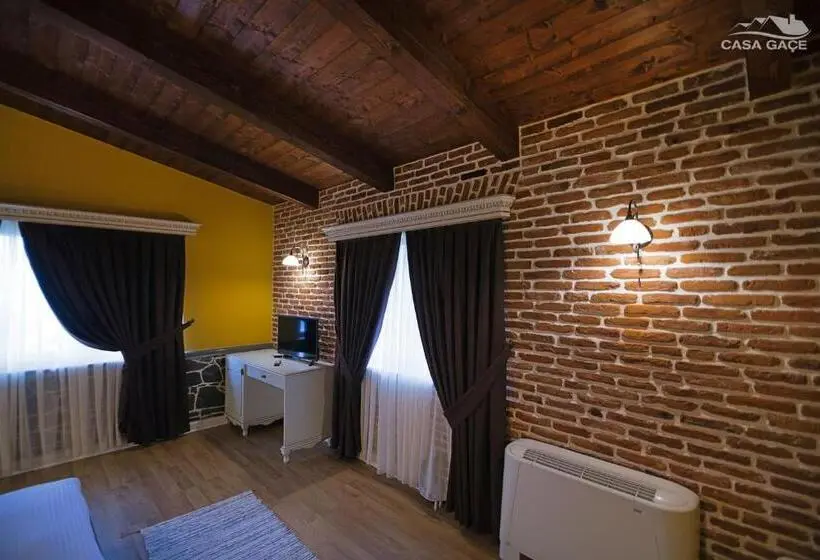 اتاق استاندارد, Casa Gaçe