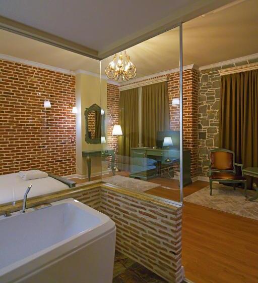 סוויטת ג'וניור, Casa Gaçe