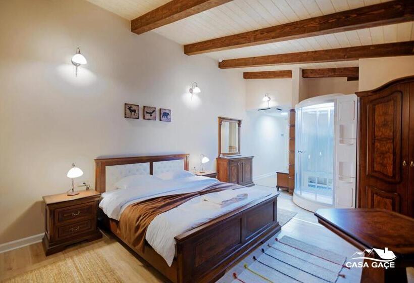 سوییت جونیور, Casa Gaçe