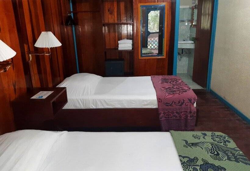 经济型三人房间, Lapalapa Beachfront