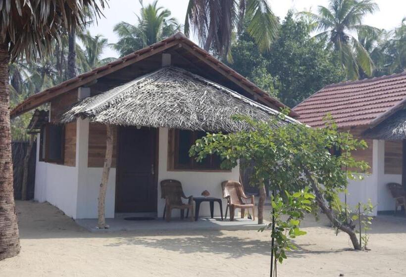Номер Стандарт, Ocean View Beach Resort   Kalpitiya
