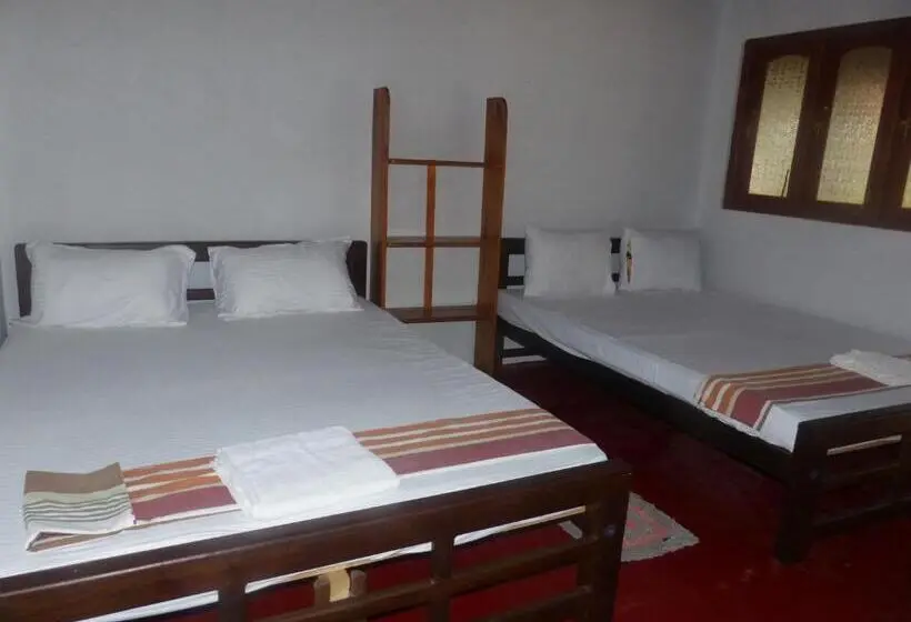 Perhehuone, Ocean View Beach Resort   Kalpitiya