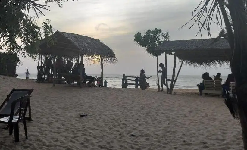 Perhejuniorsviitti, Ocean View Beach Resort   Kalpitiya