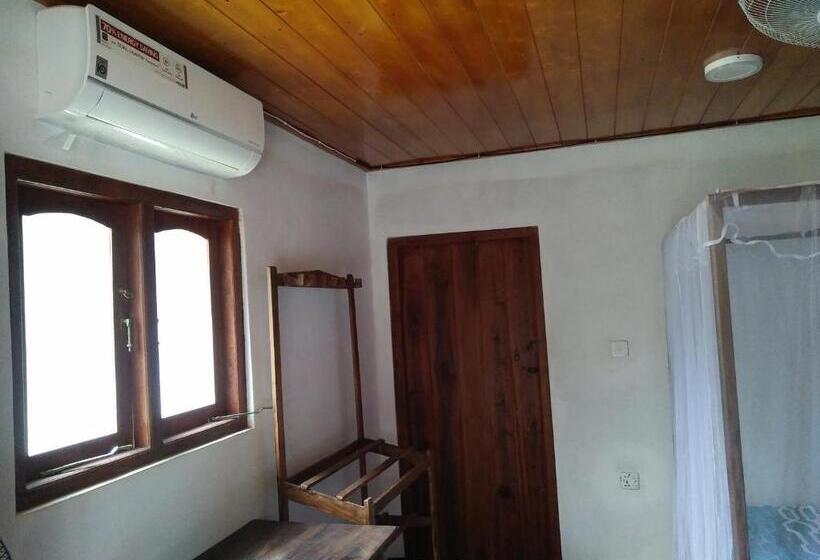 Семейный Полулюкс, Ocean View Beach Resort   Kalpitiya