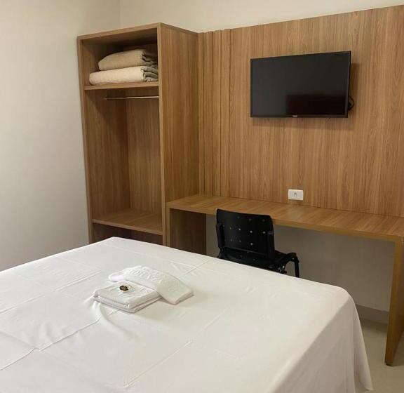 غرفة قياسية, Plaza Pontes E Lacerda