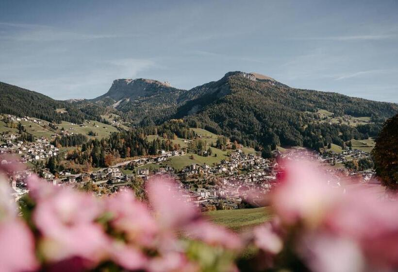 스탠다드 발코니 룸, Pradell