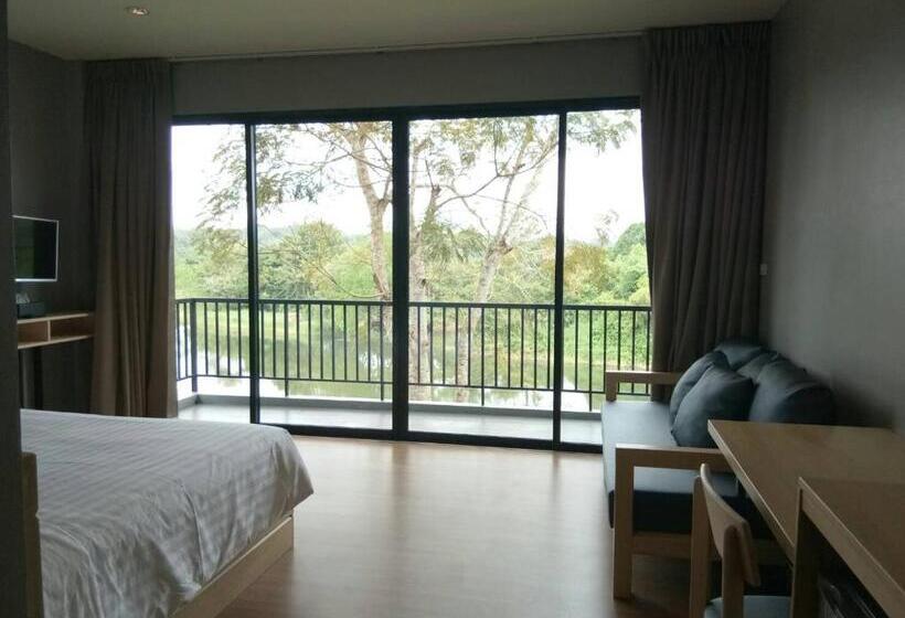 غرفة قياسية سرير كينج, Riverawan