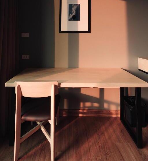 غرفة قياسية سرير كينج, Riverawan