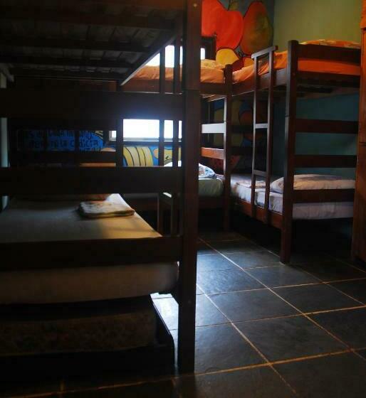共用房间的床, Samblumba Hostel Trindade