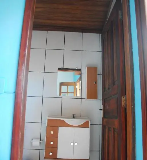 Standard Neljän Hengen Huone, Samblumba Hostel Trindade