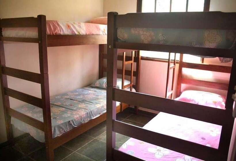 共用房间的床, Samblumba Hostel Trindade