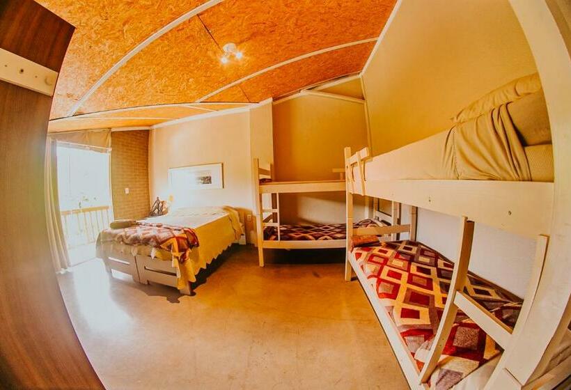 חדר אקונומי, Sítio Crescer